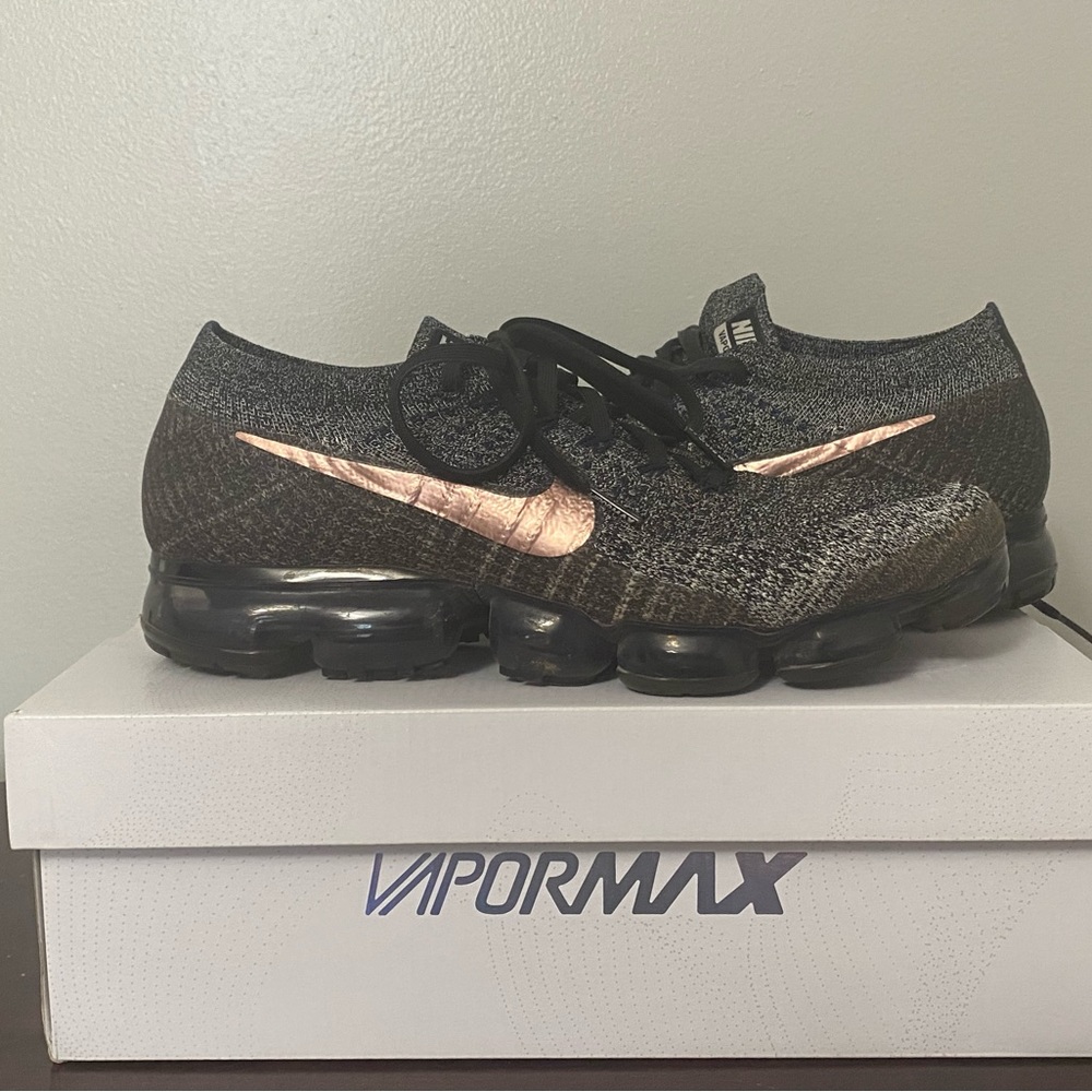 2019 Nike VaporMax Flyknit 3 - Oreo- Gently worn